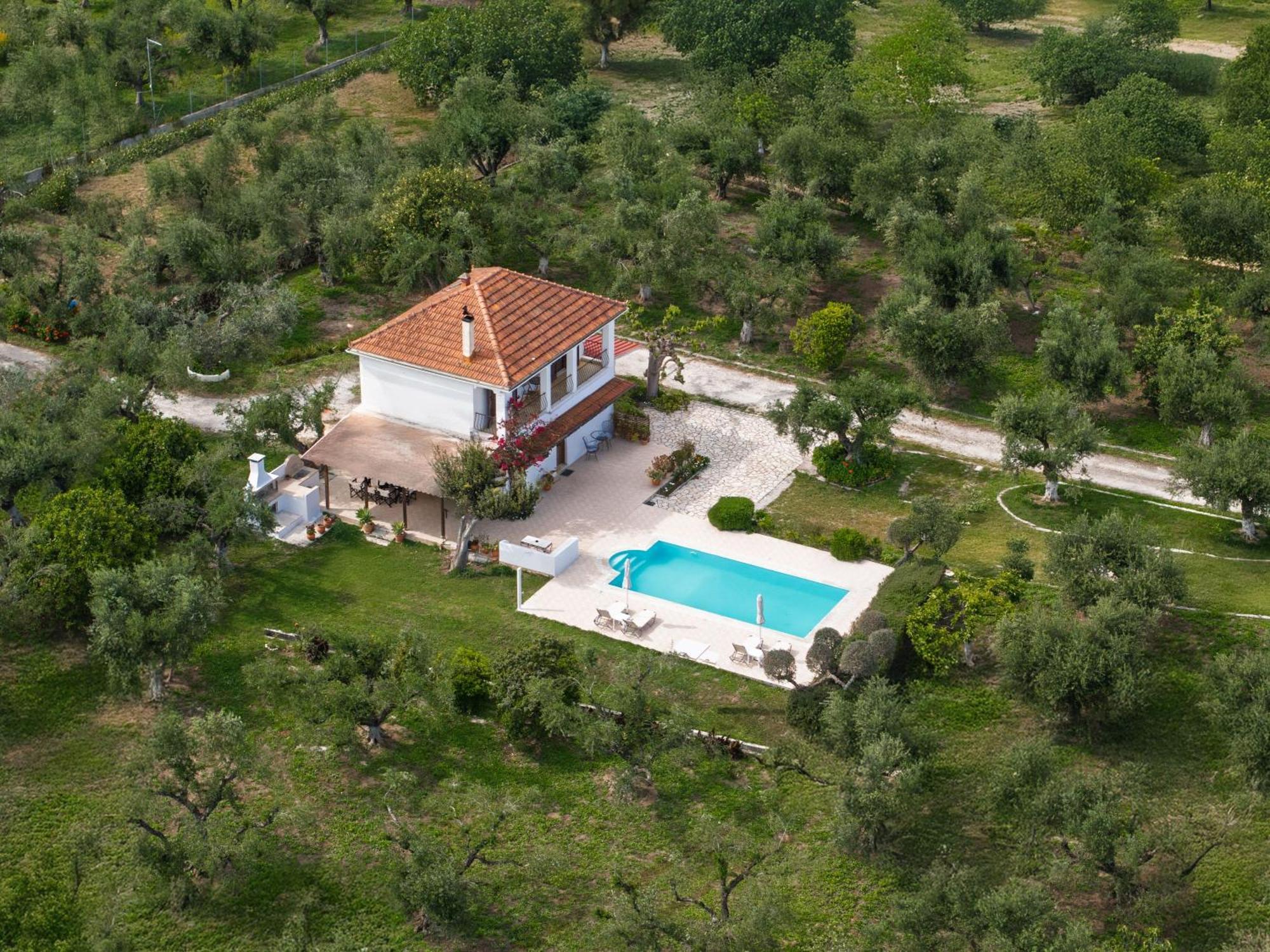 Villa Lola - 3 Bedrooms & Private Pool Lithakia  ภายนอก รูปภาพ