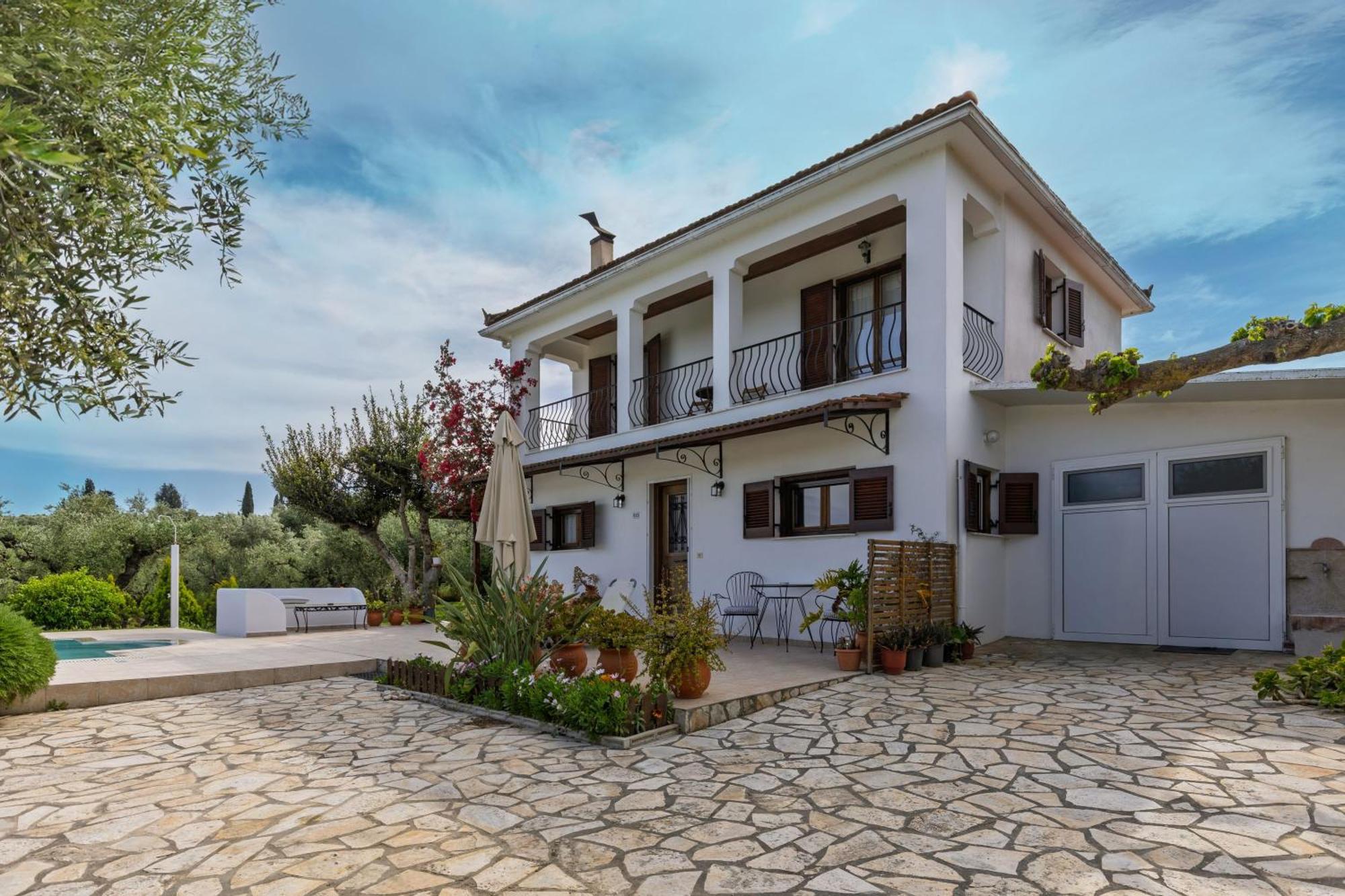 Villa Lola - 3 Bedrooms & Private Pool Lithakia  ภายนอก รูปภาพ