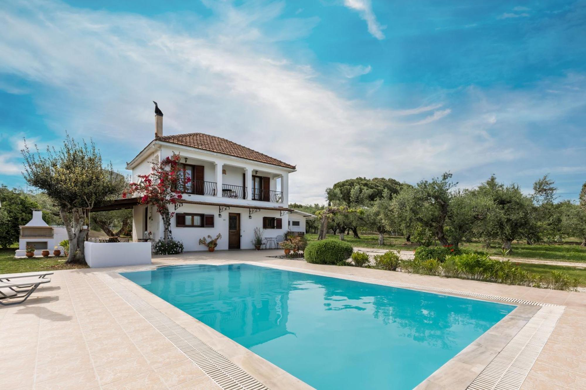 Villa Lola - 3 Bedrooms & Private Pool Lithakia  ภายนอก รูปภาพ