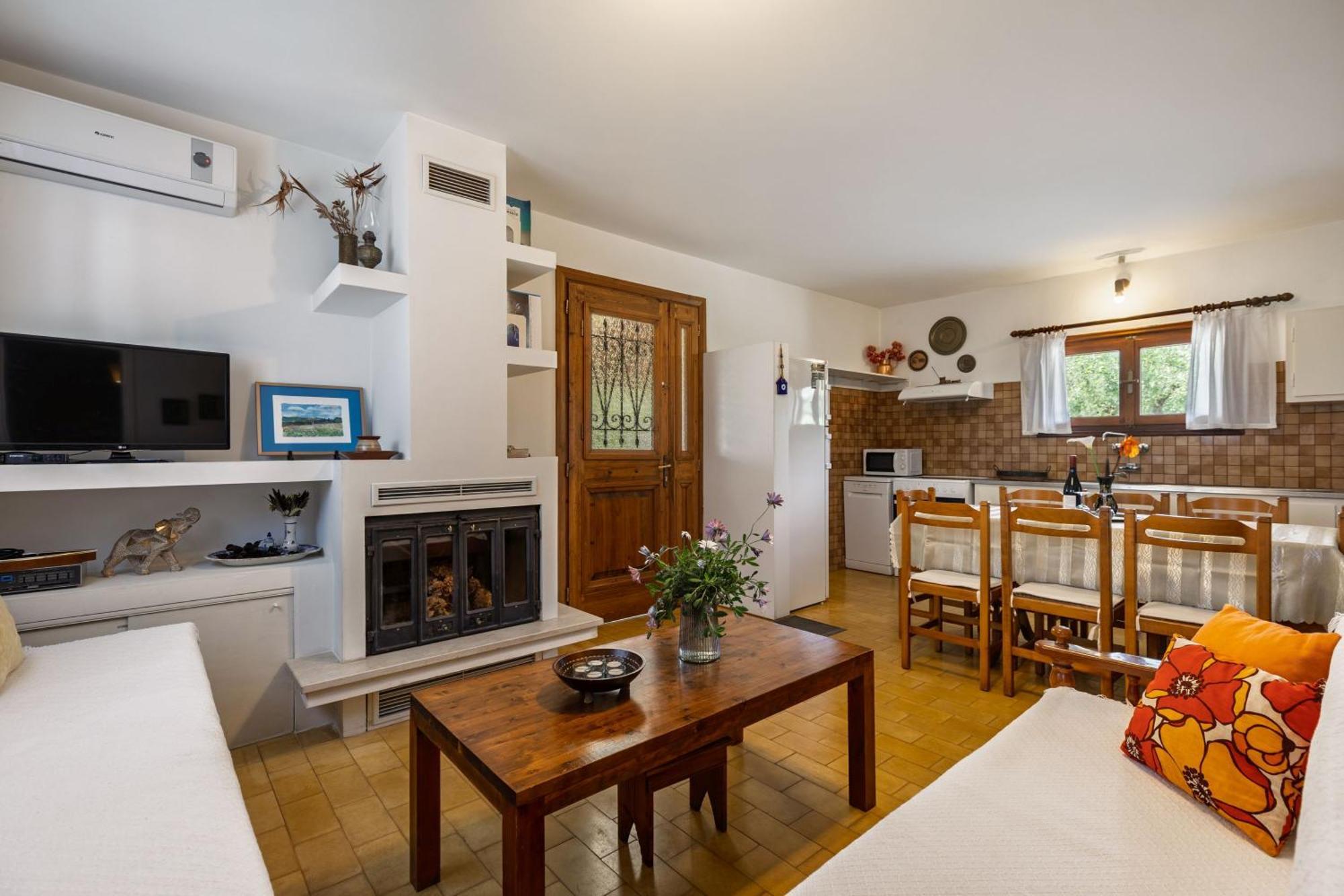 Villa Lola - 3 Bedrooms & Private Pool Lithakia  ภายนอก รูปภาพ