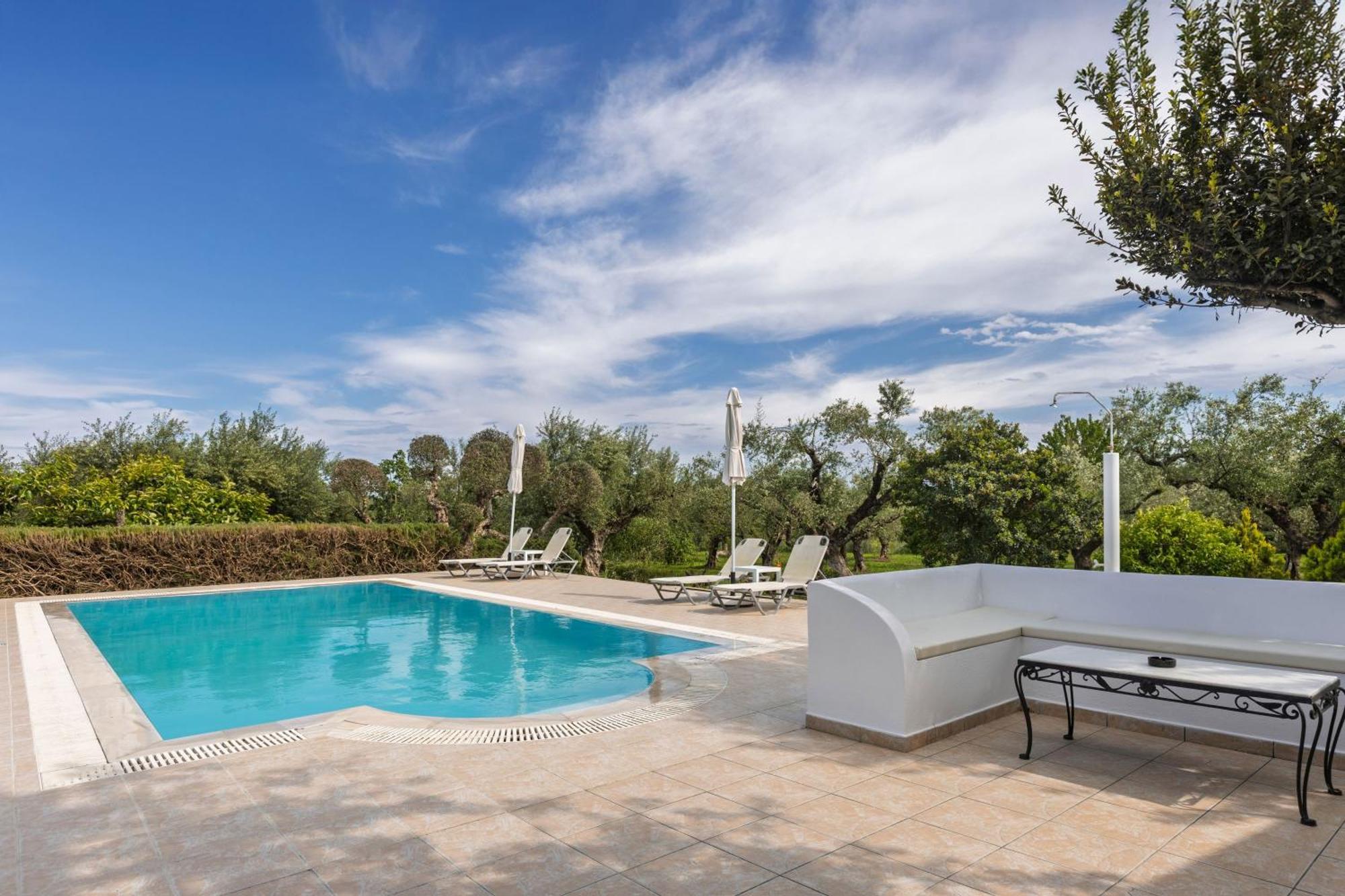 Villa Lola - 3 Bedrooms & Private Pool Lithakia  ภายนอก รูปภาพ